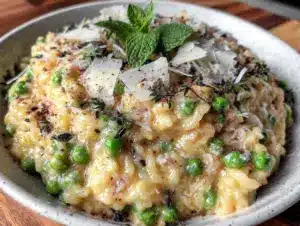 creamy spring pea and mint risotto - featured image