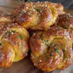 crispy sourdough discard garlic knots - featured image